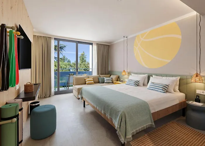 Sunny By Valamar 포레치