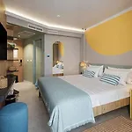 Sunny By Valamar Hotel Porec