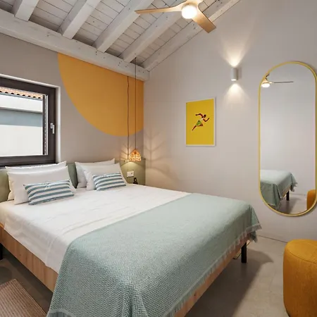 מלון Sunny By Valamar 4*