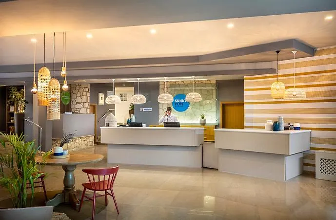 Sunny By Valamar Hotel 4*